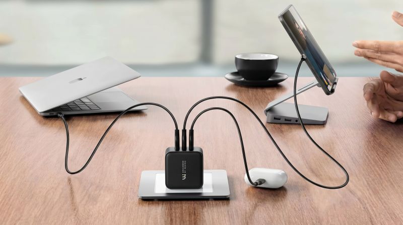 caricabatteria-usb-wicaya-schermato-1